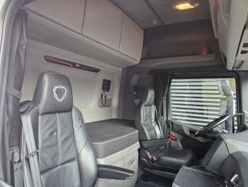 Scania S660 V8 6x2 BOOGIE / RETARDER / FULL AIR / 2 TANKS